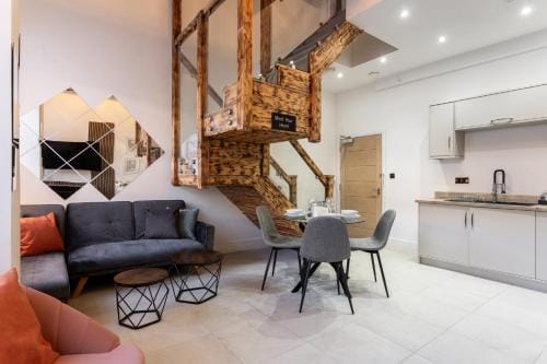 Bradford Luxury Central Apartment Hotel in Bradford