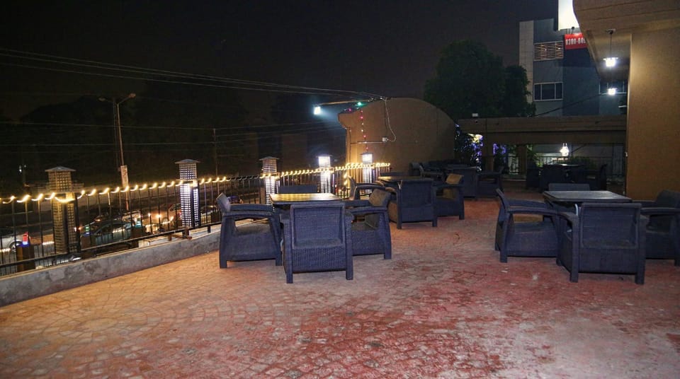 Hotel 12J Hotel in Lahore