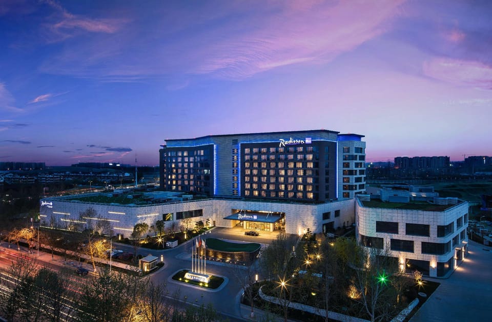 Radisson Blu Zhengzhou Huiji Hotel in China