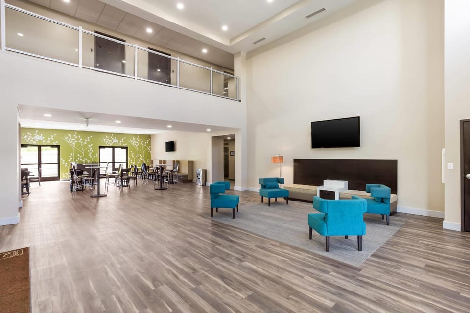 MainStay Suites Logan Ohio-Hocking Hills Hotel in Logan