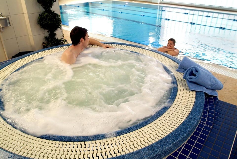 Treacys Hotel & Leisure Centre Waterford Hotel in Waterford City