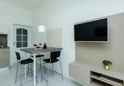 Apartments and rooms with parking space Plat, Dubrovnik - 23567 Hotel in Plat