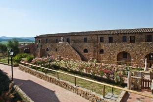 Apartment in Campiglia Marittima Hotel in Tuscany