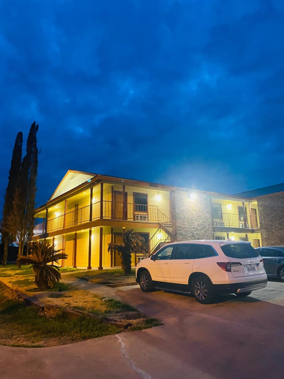 Coachway Inn Motel in Rio Grande