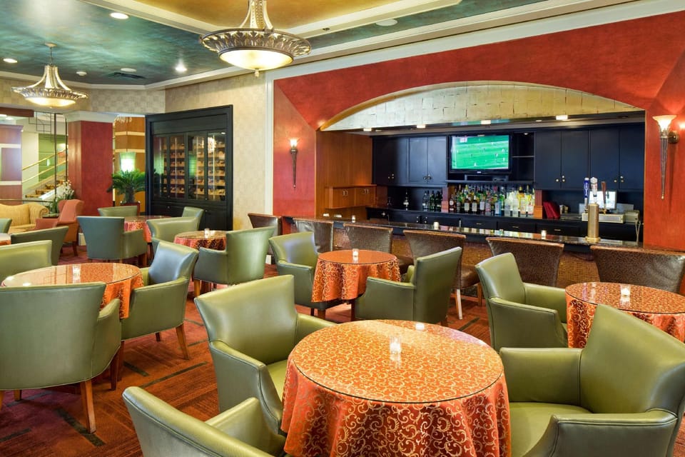 Bar/lounge