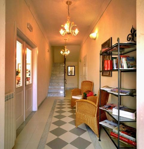 Hotel Villa Fiorisella Hotel in Province of Massa and Carrara