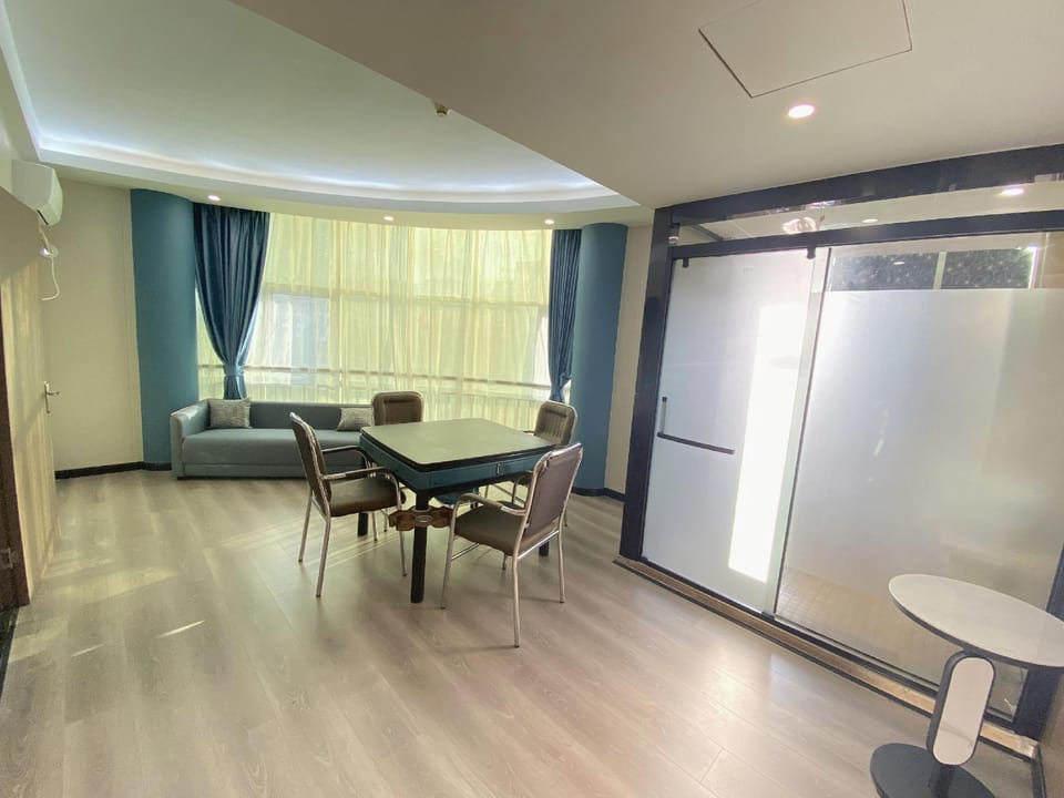 Qiha Hotel (Moon Rabbit Plaza Branch) Hotel in Zhejiang