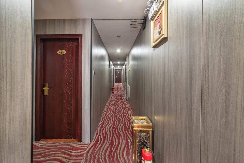 Phoenix Star Hotel Hotel in Jiangsu