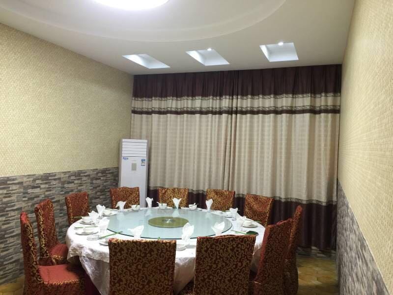 Baohua Restaurant Business Hotel Hotel in Nanjing