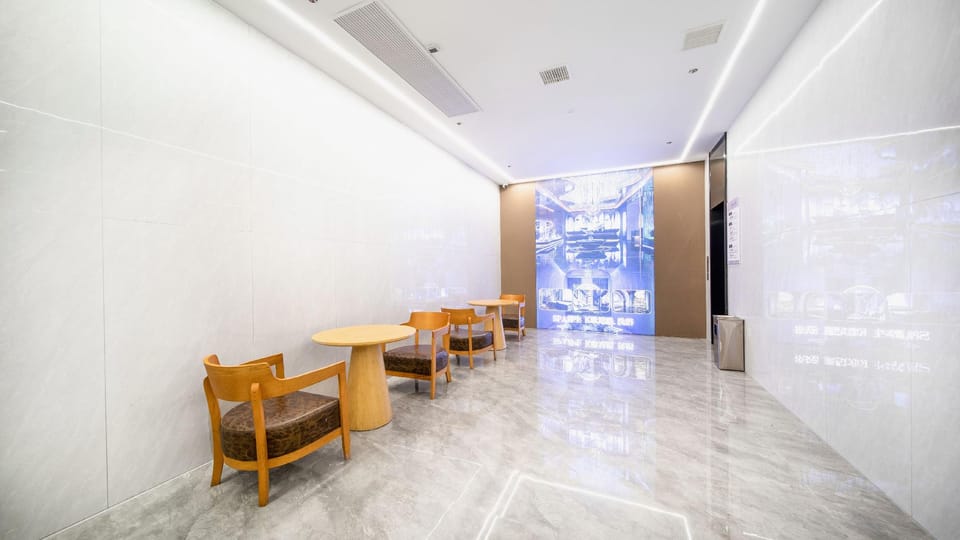 EZ Qingju Hotel (Ningbo Yinjiang Ancient Town Branch) Hotel in Zhejiang