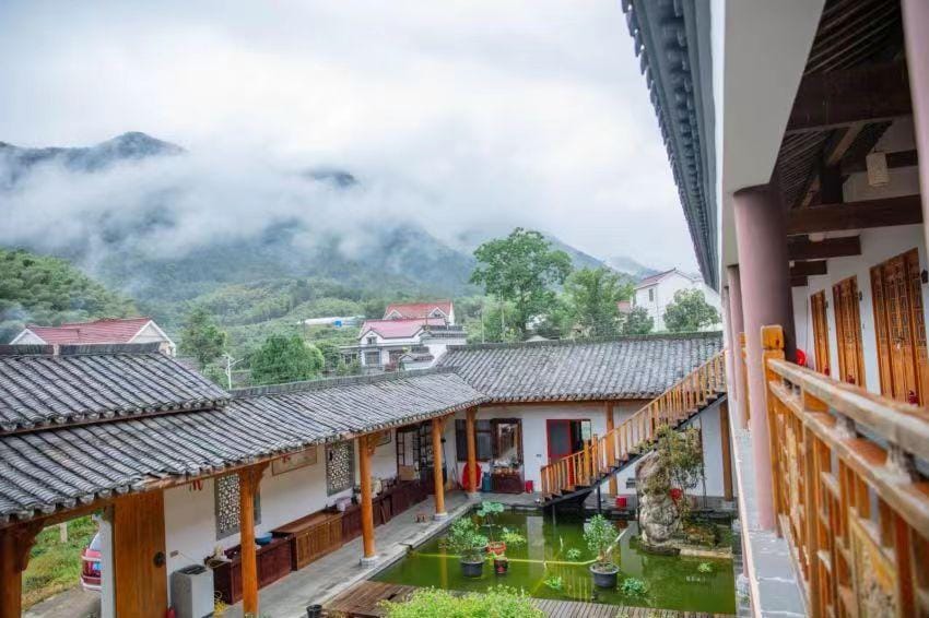 Hong'e Art Villa Homestay Hotel in Zhejiang