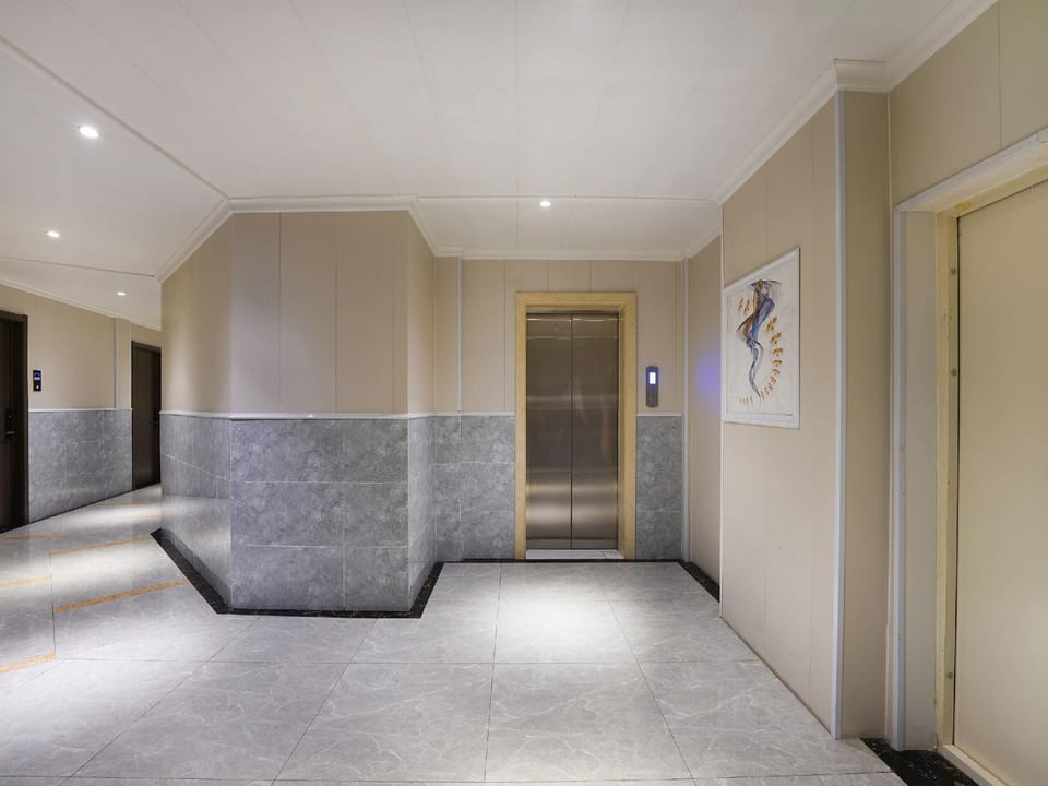Four Seasons Jiangnan Holiday Hotel (Binhu Park Branch) Hotel in Zhejiang