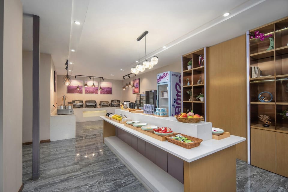 InterContinental Hotel Yuntian (Guangfeng Bus Terminal Branch) Hotel in Zhejiang