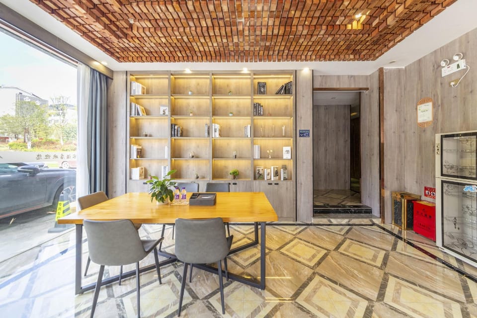 Chuang e-Home Hotel (Jingning Bus Station Branch) Hotel in Zhejiang