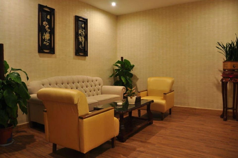 Zhuji Yueli Resort Hotel (Xishi Hometown Branch) Hotel in Hangzhou