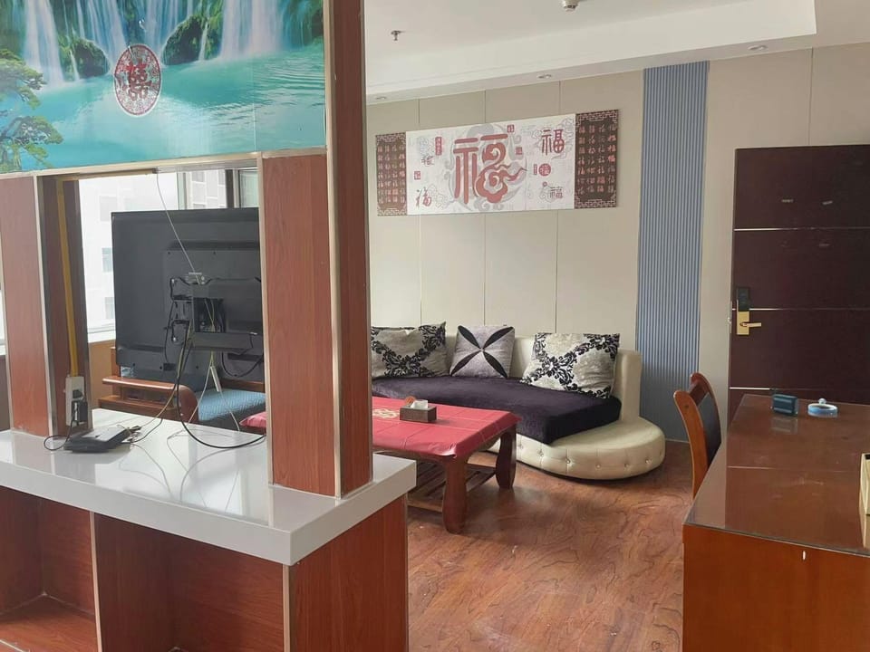 Huating Hotel Hotel in China