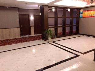 Linhai Phoenix Town Business Hotel Hotel in Zhejiang
