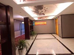 Linhai Phoenix Town Business Hotel Hotel in Zhejiang