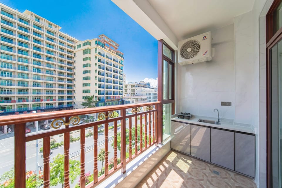 Weiman Selected Beautiful Accommodations Hotel in Sanya