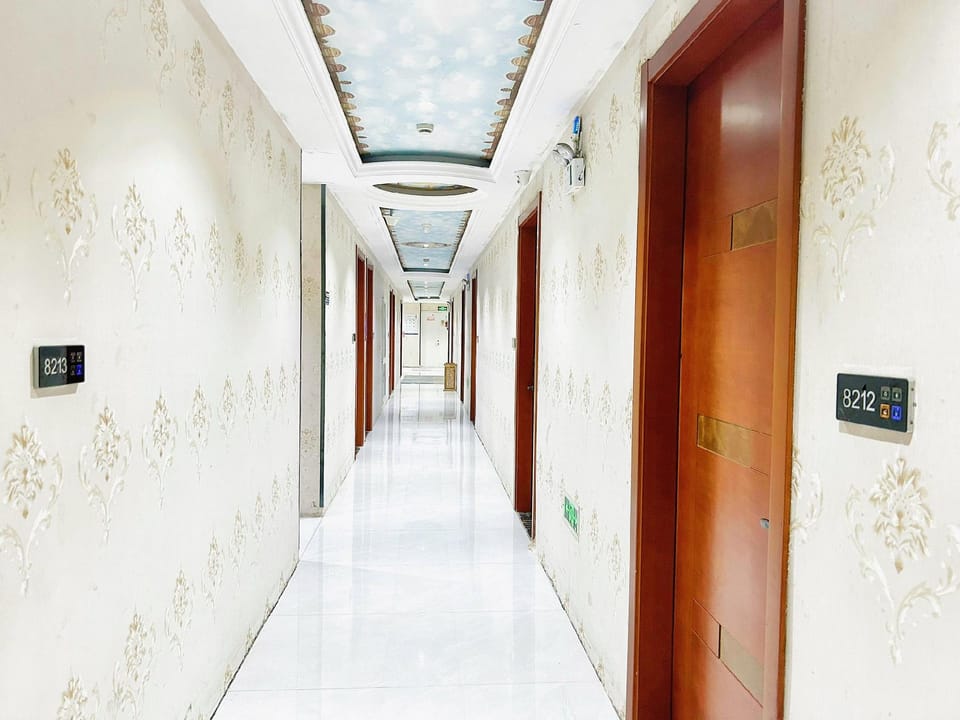 Aishan Hotel (Jiashan People's Avenue Times Square Branch) Hotel in Shanghai