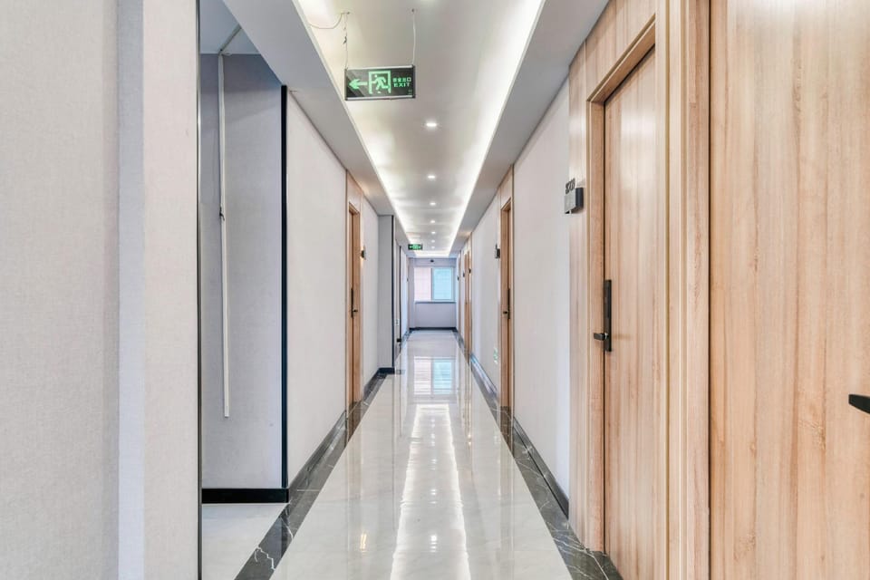 Yibo Hotel (Jiaxing Wangdian Meijia Road Branch) Hotel in Zhejiang