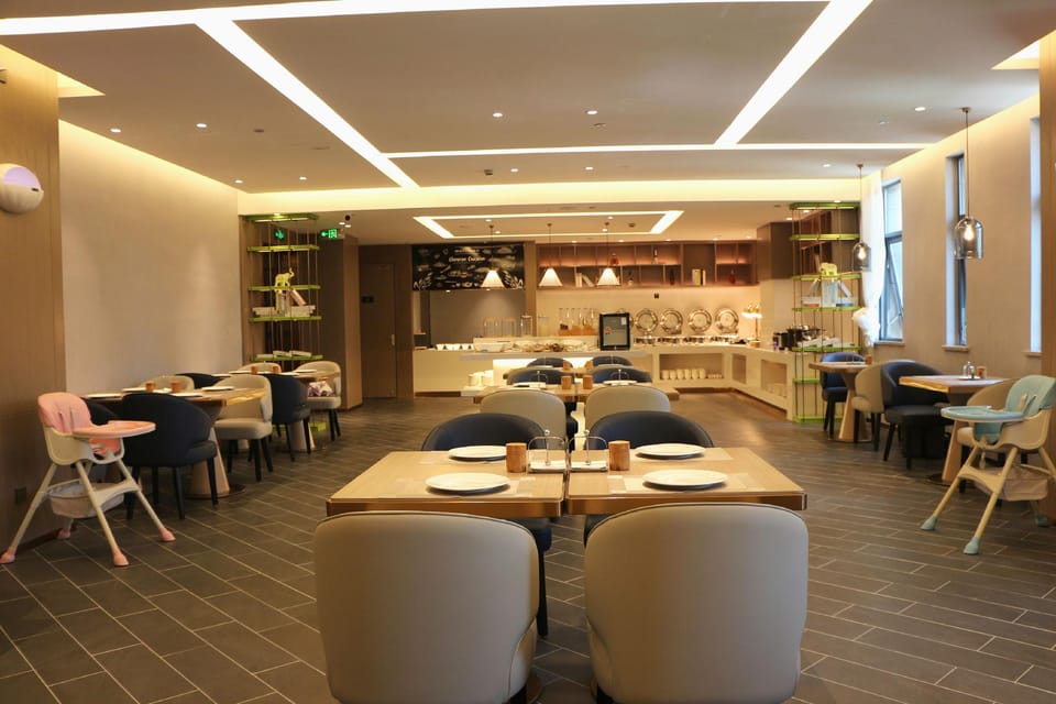 Shuyue Hotel (Huzhou South Taihu Science and Technology Innovation Center Branch) Hotel in Suzhou
