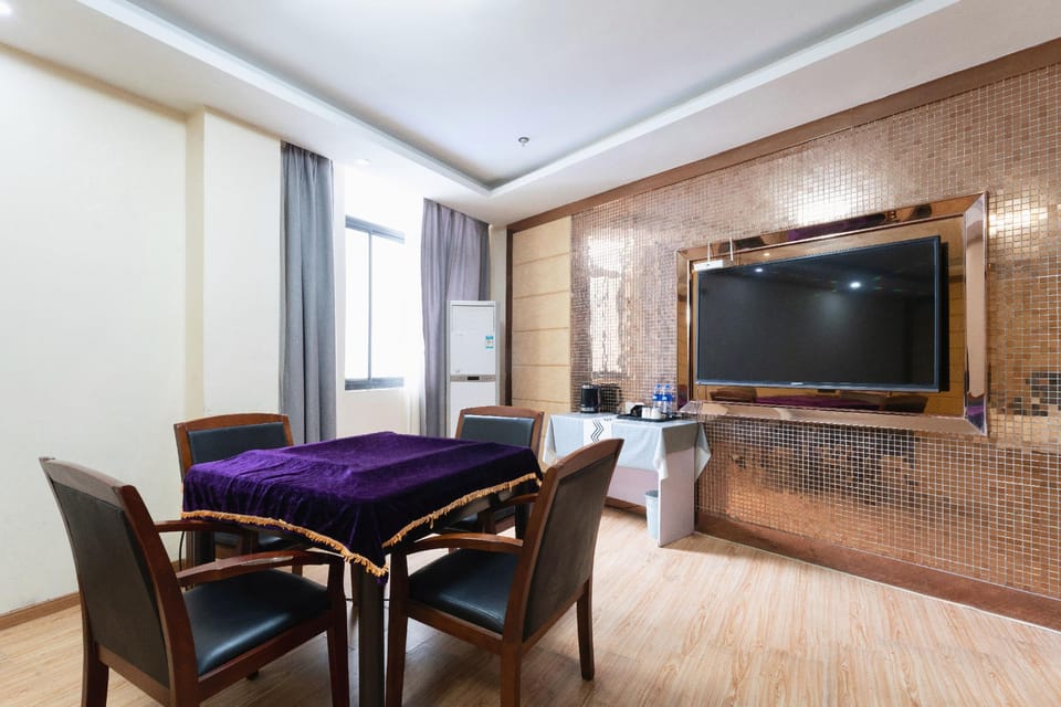 Home Inns Group - Qianlong Lake Guobin No.1 Pai Bai Yun Hotel, Suixi County, Huaibei, Anhui Hotel in Jiangsu