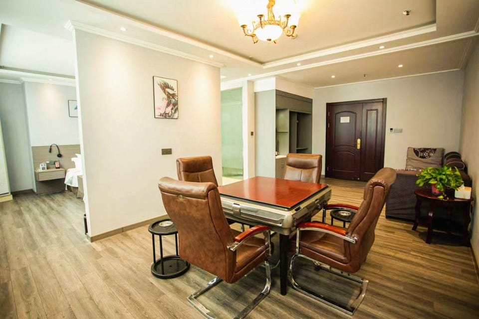 Home Inns-affiliated Huai'an Jinhu Suning Plaza Ripple Cloud Hotel Hotel in Jiangsu