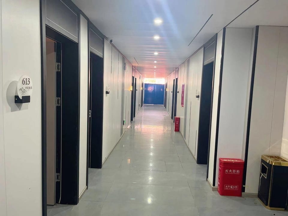 Zhou Tong Hotel Hotel in China