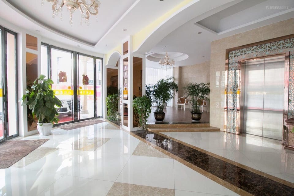Youyuan Business Hotel (Qujiang Second People's Hospital Branch) Hotel in Zhejiang