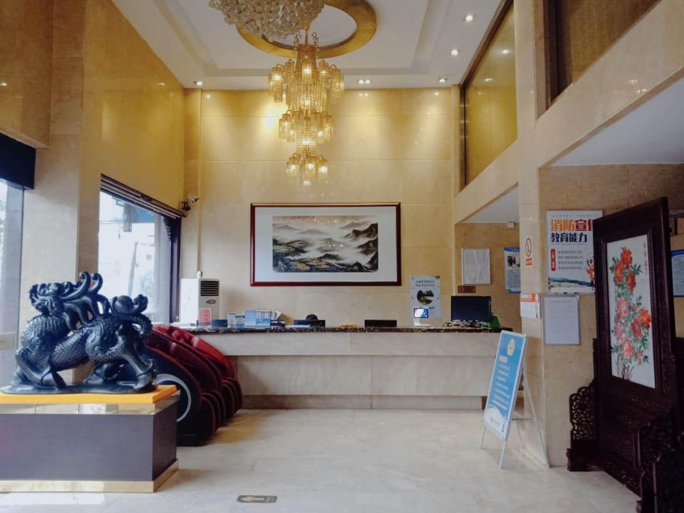 Covered Bridge Theme Hotel (Crafts City Branch) Hotel in Zhejiang
