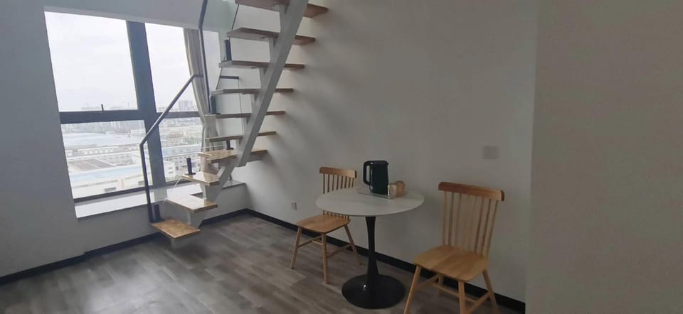 Qichi Homestay (Yuxi Road Dayun City Branch) Hotel in Jiangsu