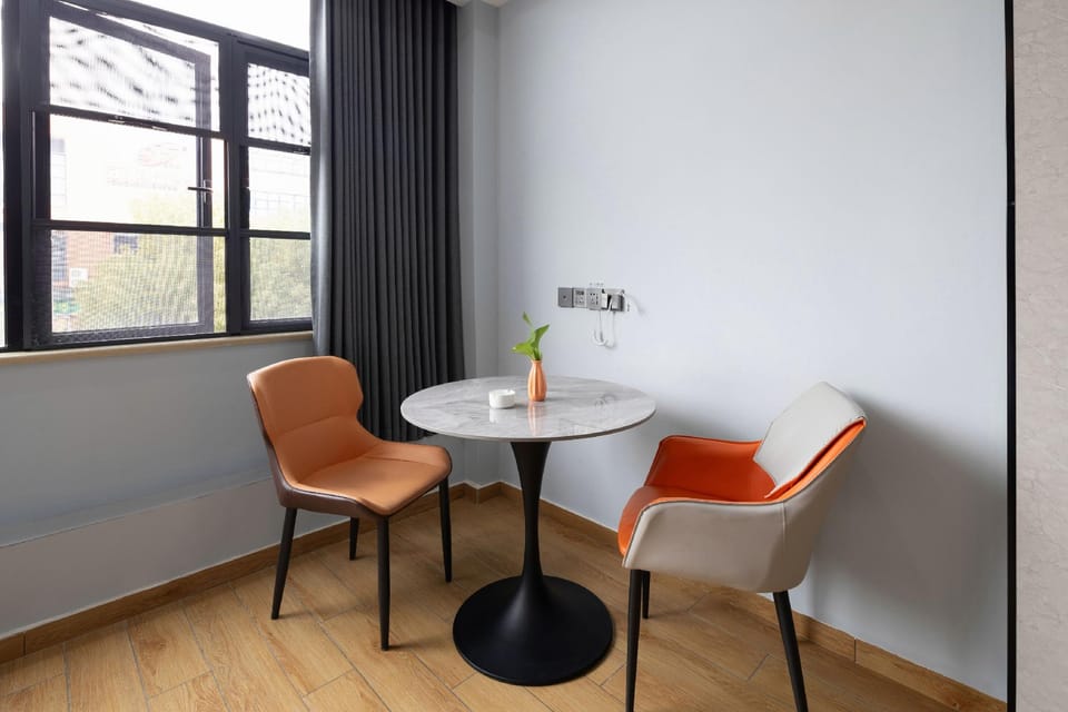 Muzi Boutique Hotel (Penglang Xinxing Road Branch, Kunshan Development Zone) Hotel in Shanghai
