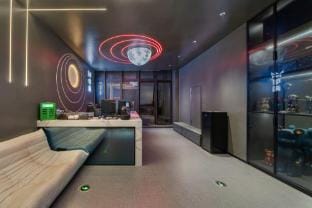 M E-sports Hotel (Duqiao Glasses City) Hotel in Zhejiang