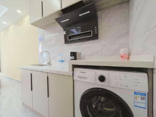 Youranju Apartment (Jiangning Yiwu Commodity City Branch) Hotel in Nanjing