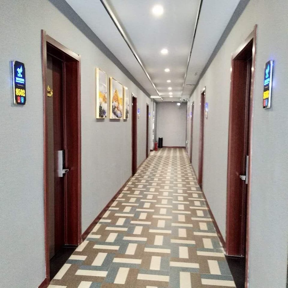 Flying Tiger Business Hotel Hotel in China