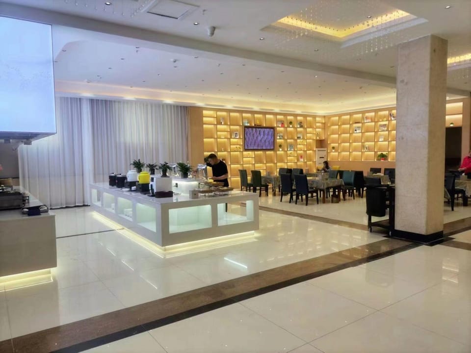 Wanjia Chain Hotel (Maoyuan Road Branch of Zaozhuang High-speed Railway Station) Hotel in Jiangsu