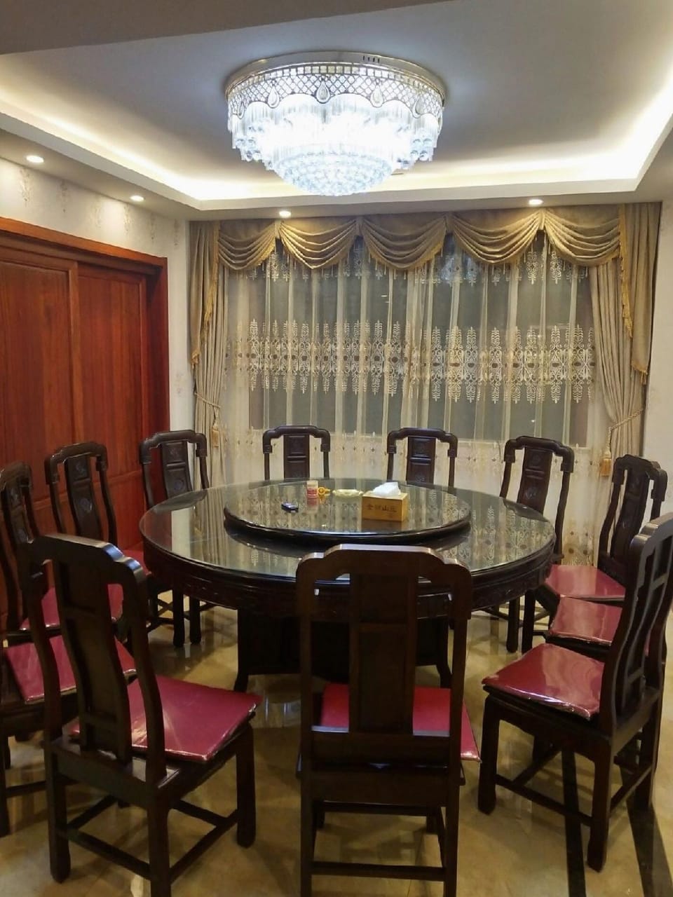 Golden Lion Mountain Villa Hotel in Zhejiang