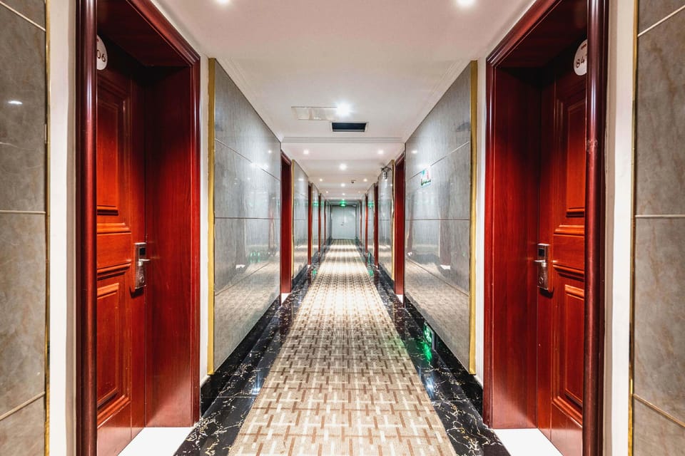 City Harbor Express Hotel (Zhenjiang Entrepreneurship University Branch) Hotel in Jiangsu