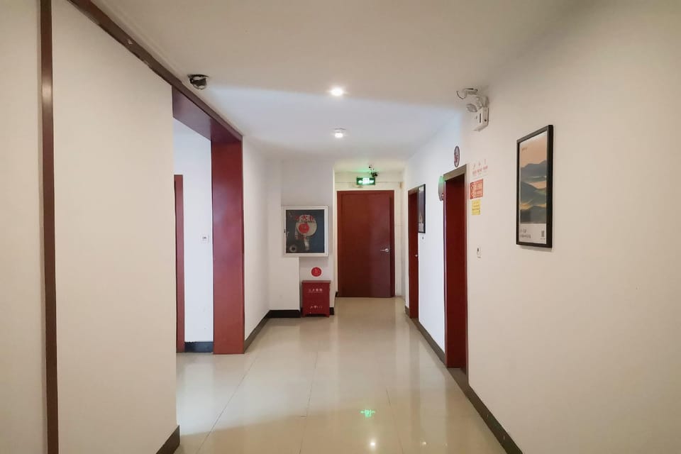 Hongda Hotel (Xianju Passenger Transport Center Wuyue Plaza Branch) Hotel in Zhejiang