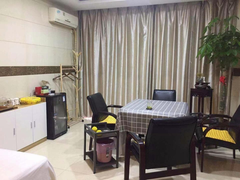 Jinhui Business Hotel (Wuyue Plaza Branch) Hotel in Jiangsu