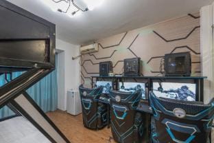 Zhuoyingweilai Intelligent E-sports Hotel(Ningbo University store) Hotel in Zhejiang
