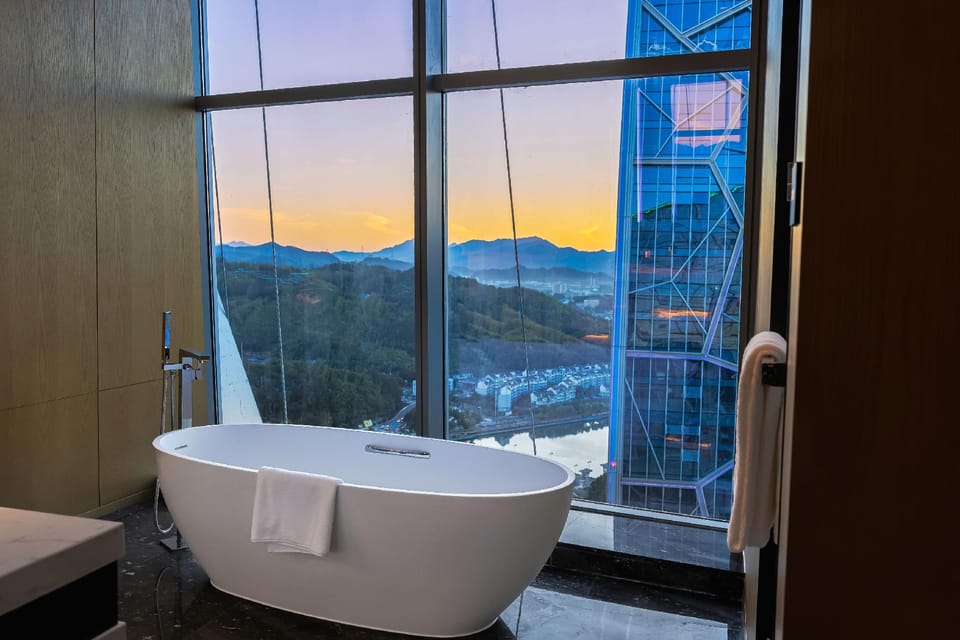 Longquan Dingfeng Wyndham Hotel Hotel in Zhejiang