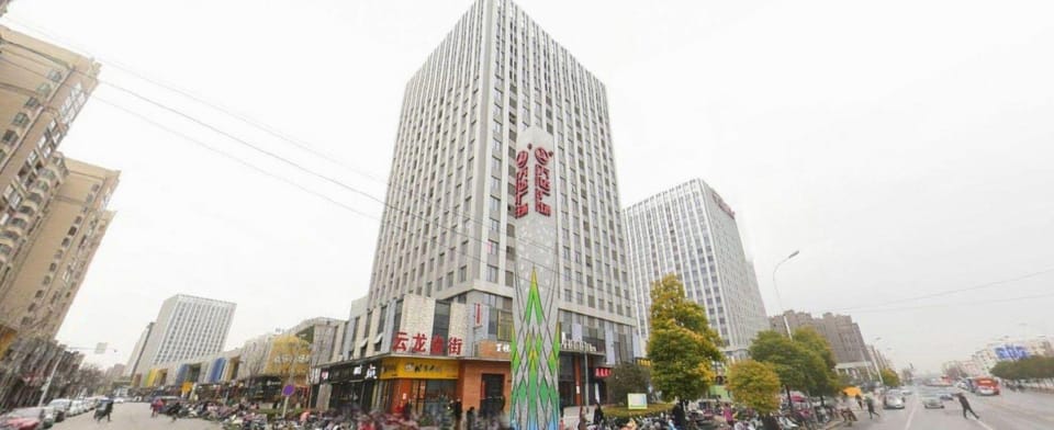Baizouxiong Esports Hotel (Yunlong Wanda Branch) Hotel in Jiangsu