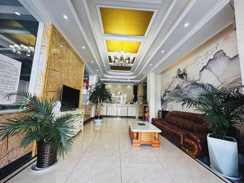 Mingyue Hotel (Luliang Branch) Hotel in China