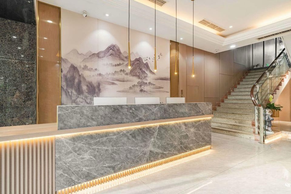 Mubai Cloud Hotel (Lu Xun's Former Residence Branch) Hotel in Hangzhou