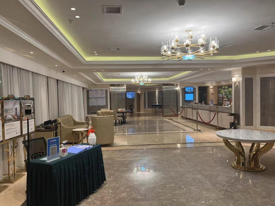 Vienna Hotel (High-speed Railway Station Branch, Yu'an District, Lu'an, Anhui) Hotel in Jiangsu