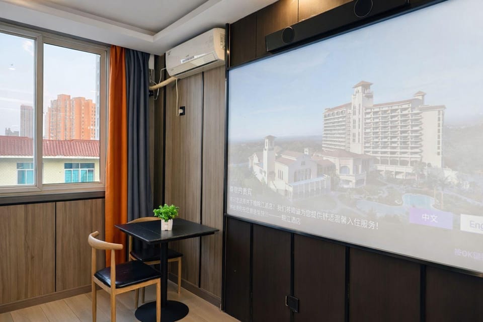 Wanjiang Boutique Hotel (Lu'an Anfeng Road No.1 Middle School East Campus Branch) Hotel in Jiangsu