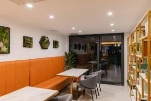 Qing Ting Homestay Hotel in Hangzhou