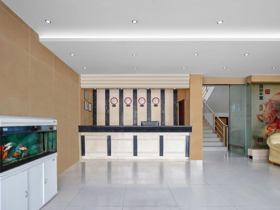 Qingxige Business Hotel (Youfangqiao Metro Station Branch) Hotel in Nanjing